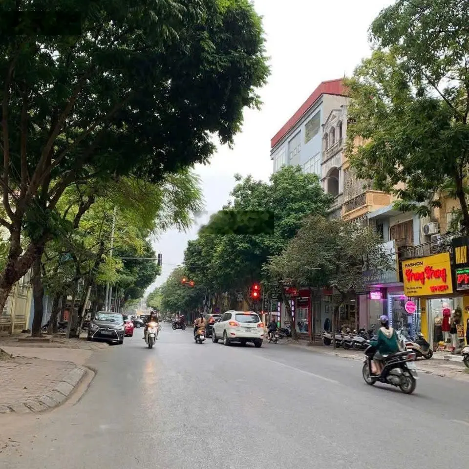 Mặt phố 16.8 tỷ, DT sổ 48m2, MT 3.4m, 4 tầng, Vỉa hè đá bóng, TÔ HIỆU, HÀ ĐÔNG