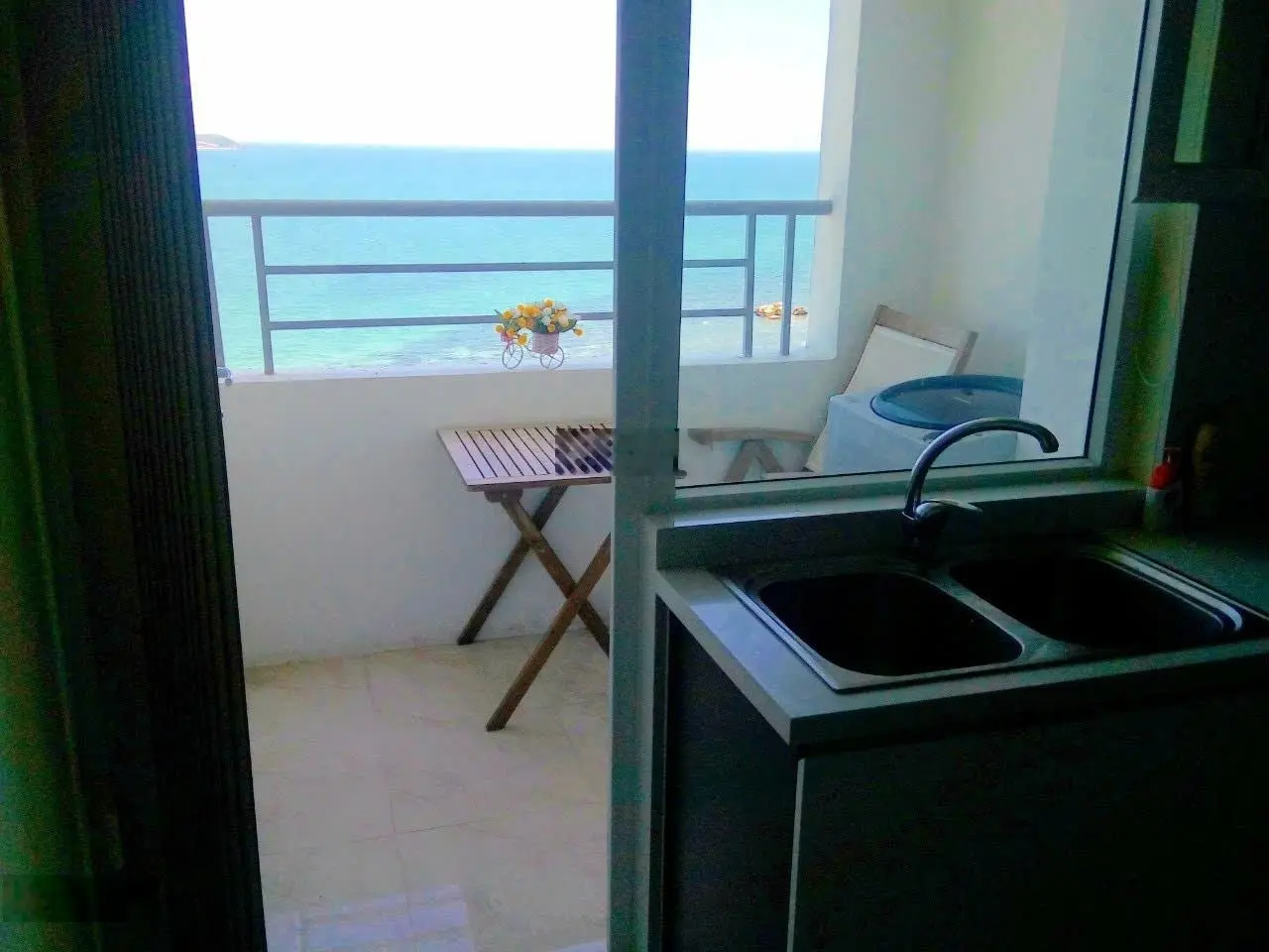 Bán căn chung cư view biển Mường Thanh Viễn Triều - nha trang căn trực diện biển 2,6 tỷ bao phí