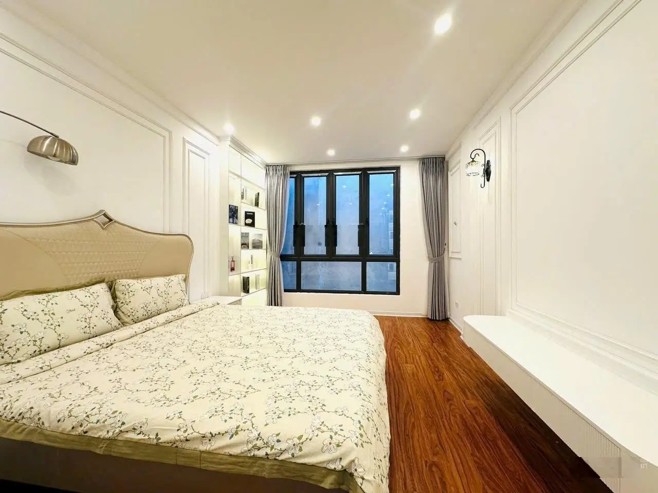 H.o.t nhất Đống Đa, bán nhà MP Trần Quang Diệu, vỉa hè kinh doanh đỉnh, 45m2 nhỉnh 20 tỷ.