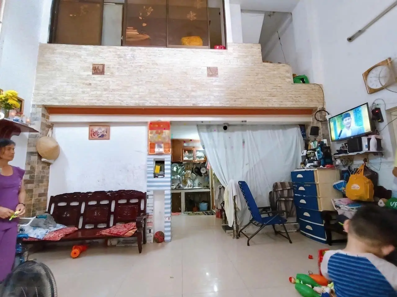 Bán gấp nhà tân phú 2 lầu ngang 5,5m (36m2)