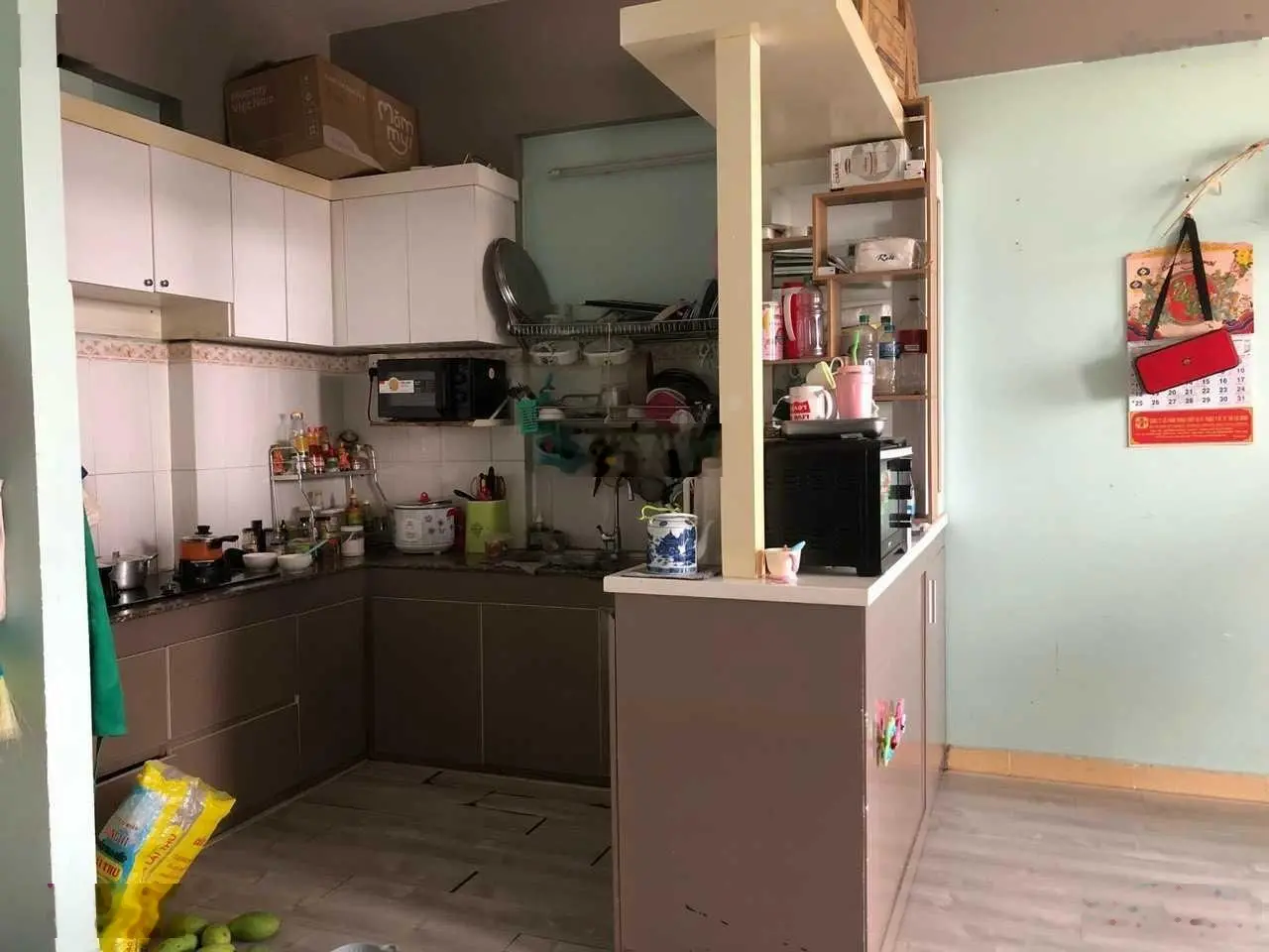 Cần bán căn hộ chung cư Lê Thành Khu A s71m2, 2 phòng ngủ căn góc hướng ĐN thoáng mát. Giá 1tỷ700