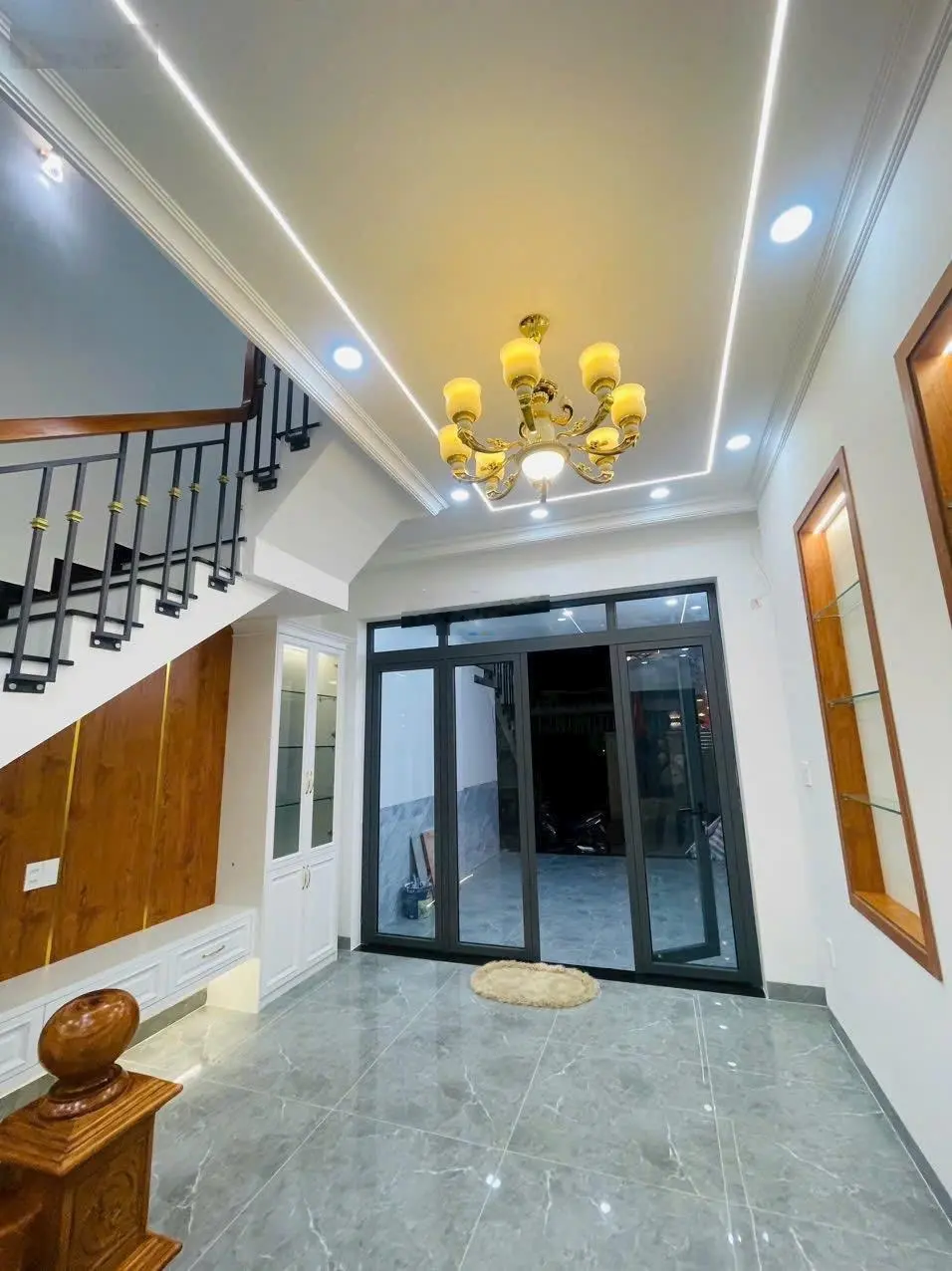 Nhà MTKD thông Gigamall và Vạn Phúc, 61m2, 3 tầng 4PN 5WC, nhỉnh 7 tỷ
