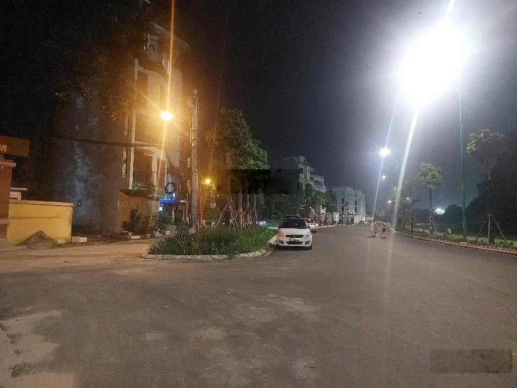 Bán đất Tư Đình, Long Biên 100m2 MT7m 21.6tỷ, phân Lô A38 quân đội, oto tránh, kinh doanh