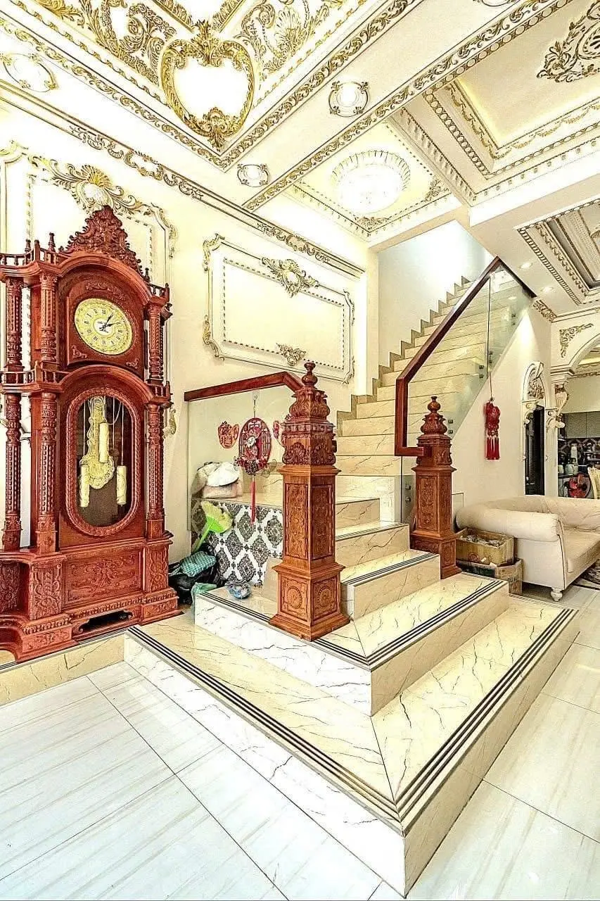 Siêu Phẩm Biệt Thự Dát Vàng-TT Quận 6-Mặt Tiền Đường-Nội Thất Nhập Khẩu Ý- 145m2-Giá 17.2 Tỷ TL.