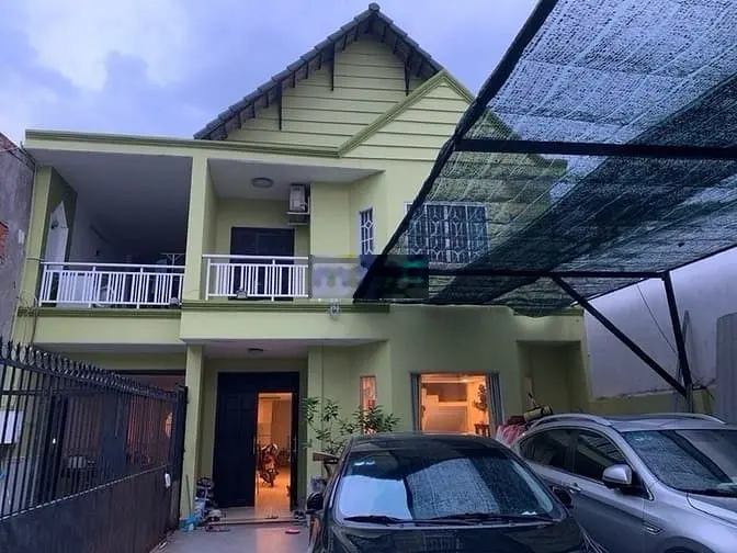 Chủ gấp bán - biệt thự nhà phố - gần 300m2, ngang 10m, 2 tầng - ngay