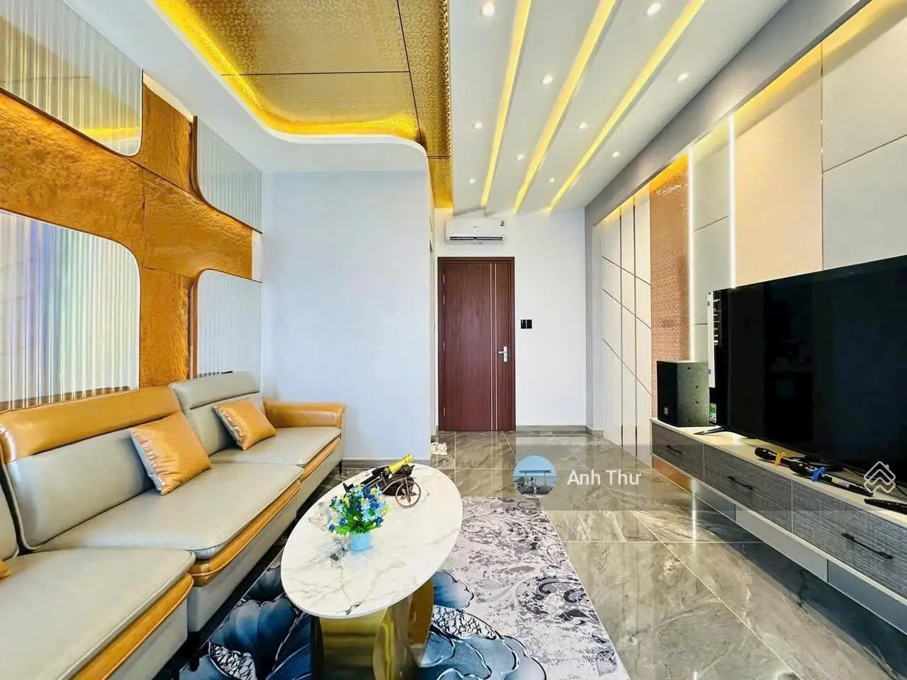 Chủ cần vốn 3 tỷ 990 bán gấp căn 64.7m2 Võ Văn Tần, Q3 - Gần chợ Bàn Cờ. Hẻm 6m, xây 1 trệt - 4 lầu