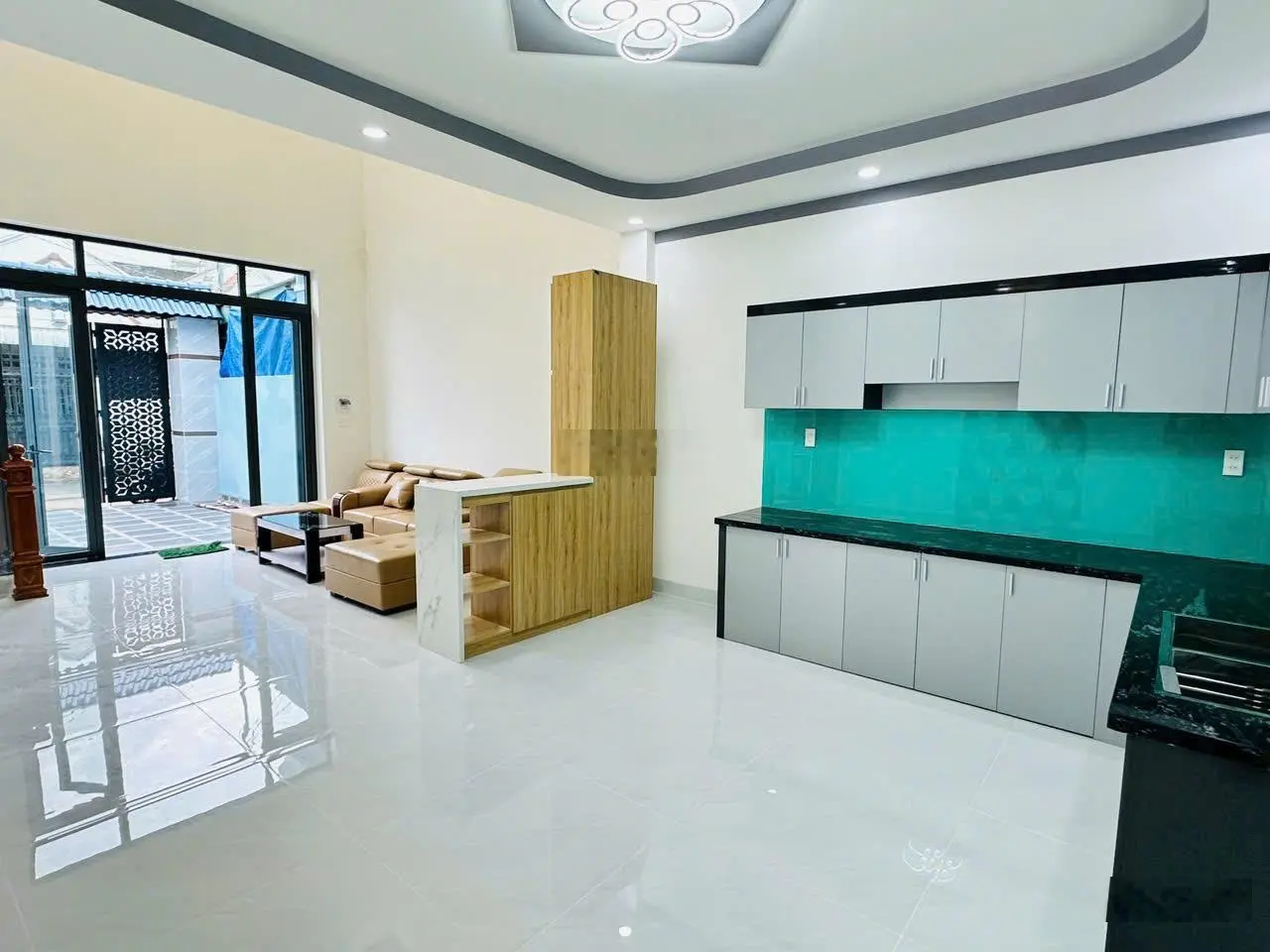 Bán nhà p.Trảng Dài Biên Hòa, new hoàn thiện, 3PN, Sân Xe 7C, Gần các tiện ích cho cuộc sống