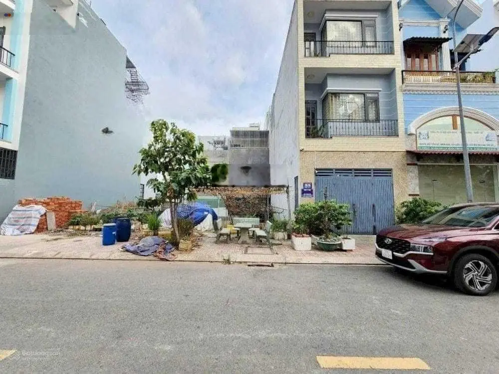 Bán nền đất đã có sổ DT 72m2 Đ. Lê Hồng Phong, Tân Đông Hiệp, Dĩ An, BD
