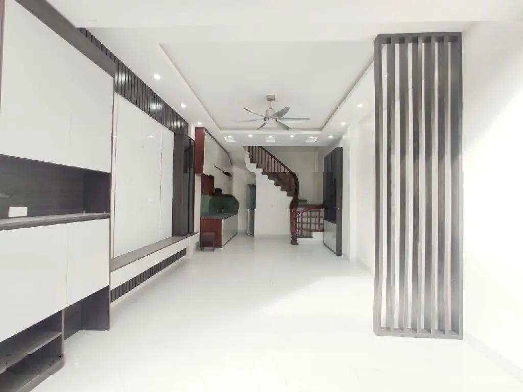 Bán nhà Nguyễn Chính 48m2, 5 tầng, MT 4m. Giá 6,5 tỷ