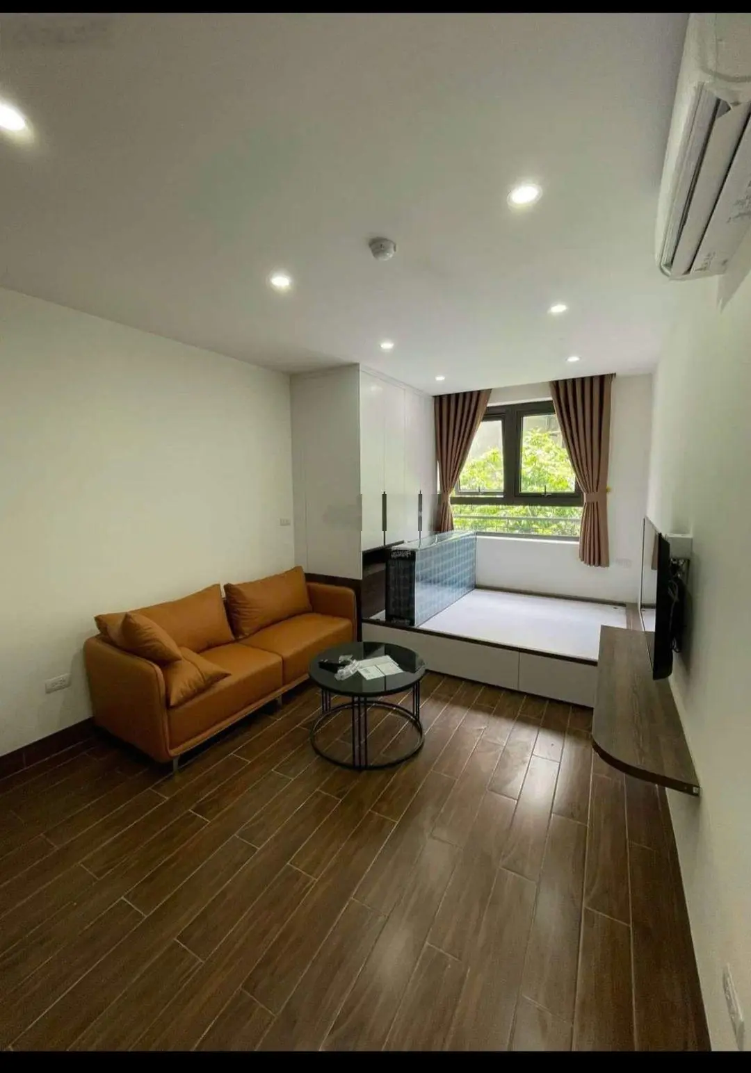 Chính chủ gửi bán nhà Quan Nhân diện tích 90m, 9tầng, thang máy full nội thất.