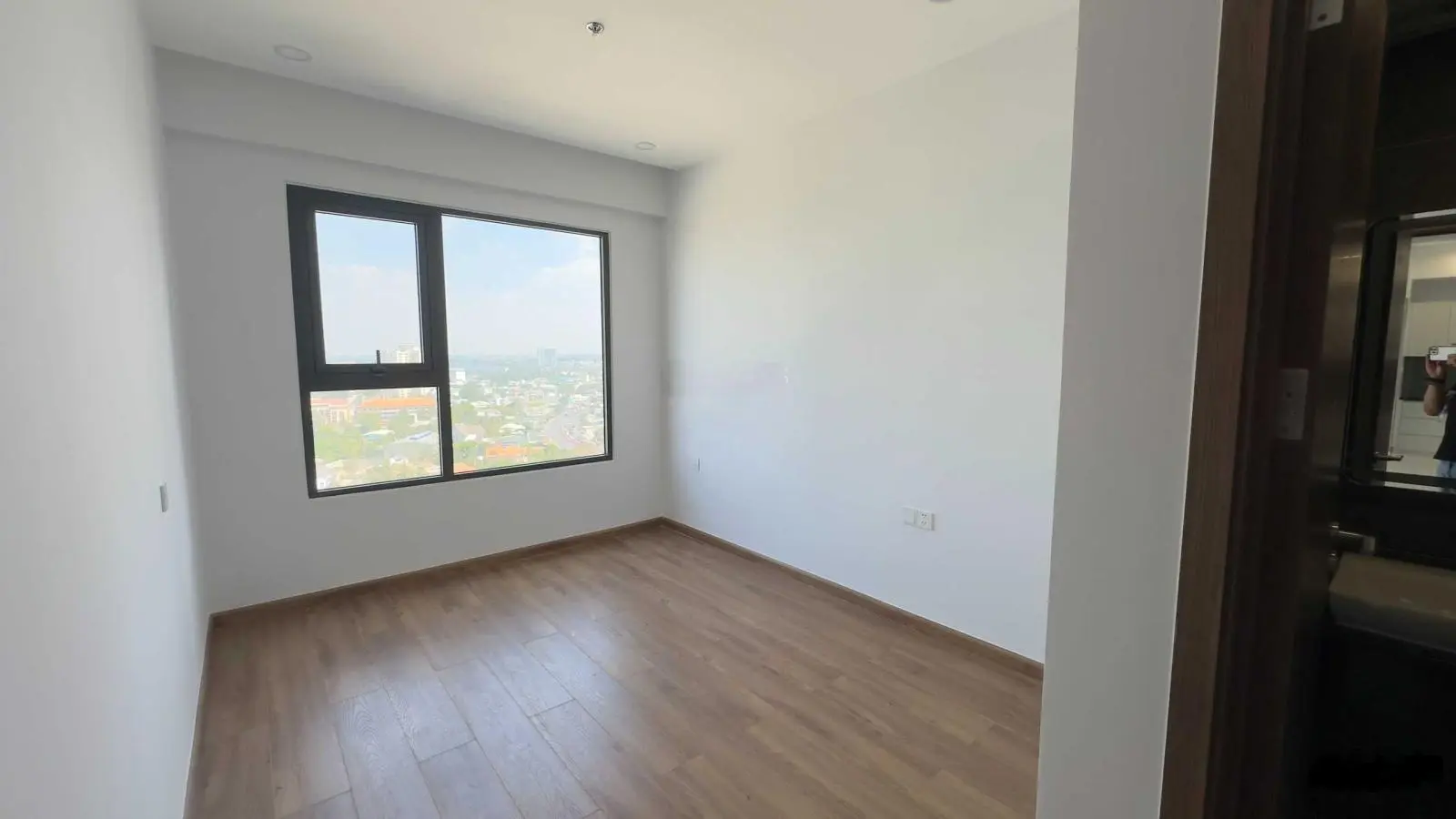 Thanh lý gấp căn góc 2PN suất nội bộ CĐT view Landmark 81 - chiết khấu 9% - tặng 5 chỉ vàng