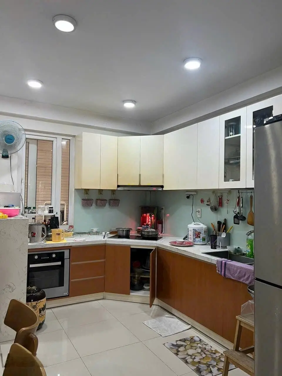 Khu phân lô -xe hơi ngủ nhà - lê quang định - 4.2x16m -5 tầng -có chỗ lắp thang máy- 12.9 tỷ tl chủ