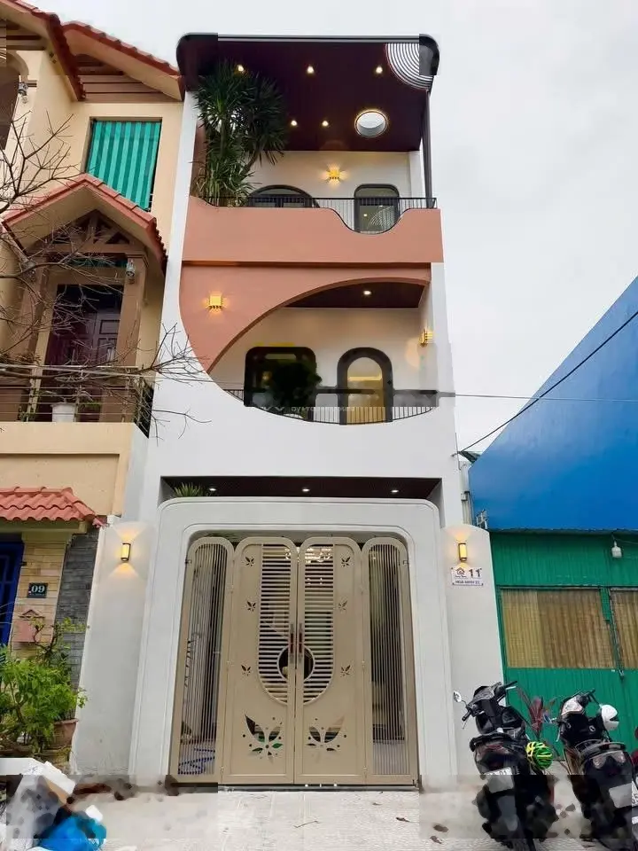 Bán nhà đẹp vừa hoàn thiện xong MT Hoà Minh 22