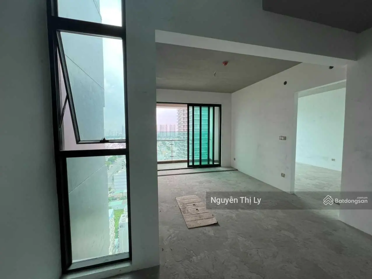 Bán gấp Duplex 3PN Feliz - DT 133m2 - bàn giao thô - View Landmark 81 thoáng mát - chỉ 10.85tỷ