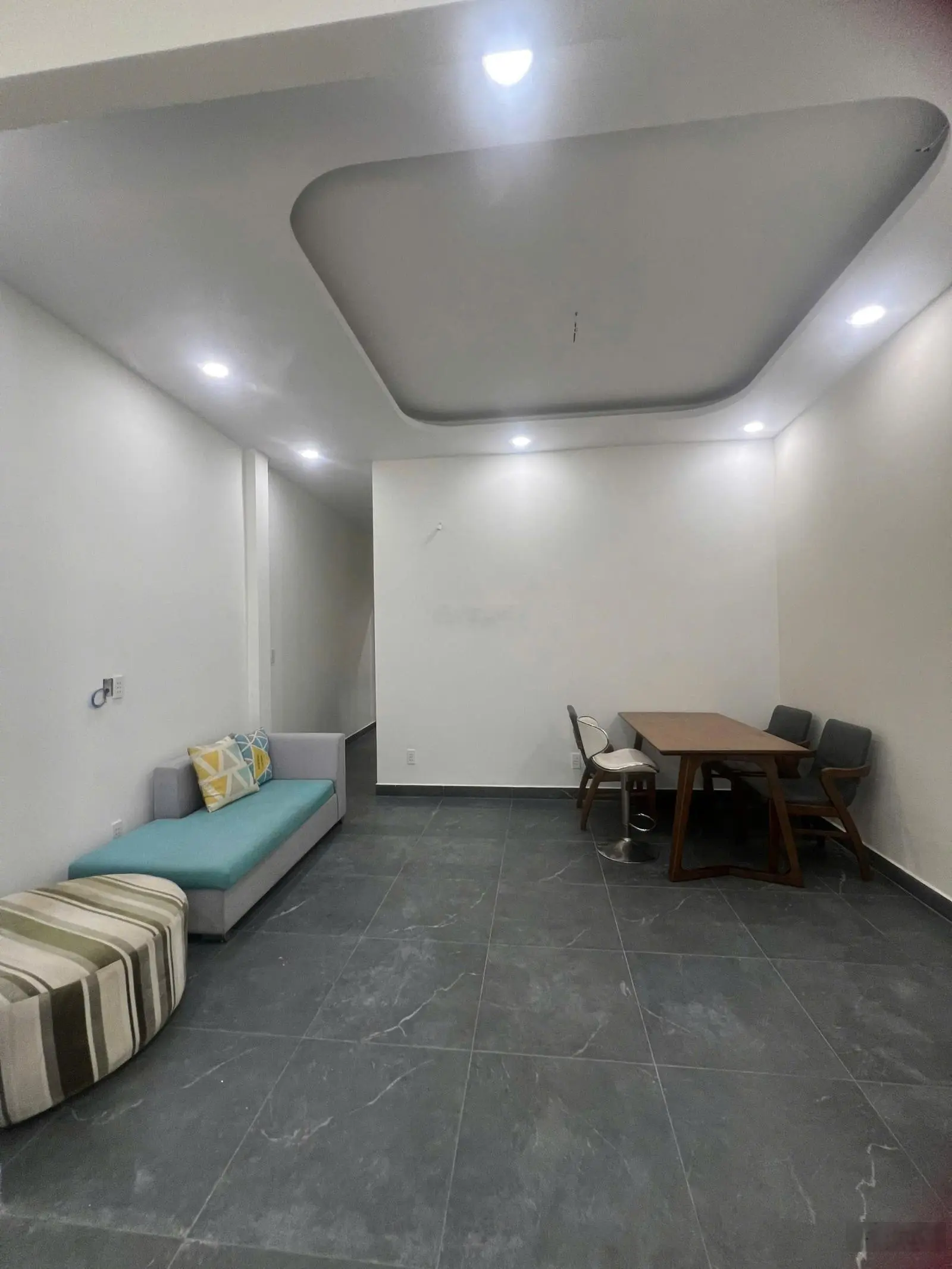 Nhà Sổ Hồng Riêng giá chỉ nhỉnh hơn 2 đồng, Cách đường Nguyễn Thị Pha 100m