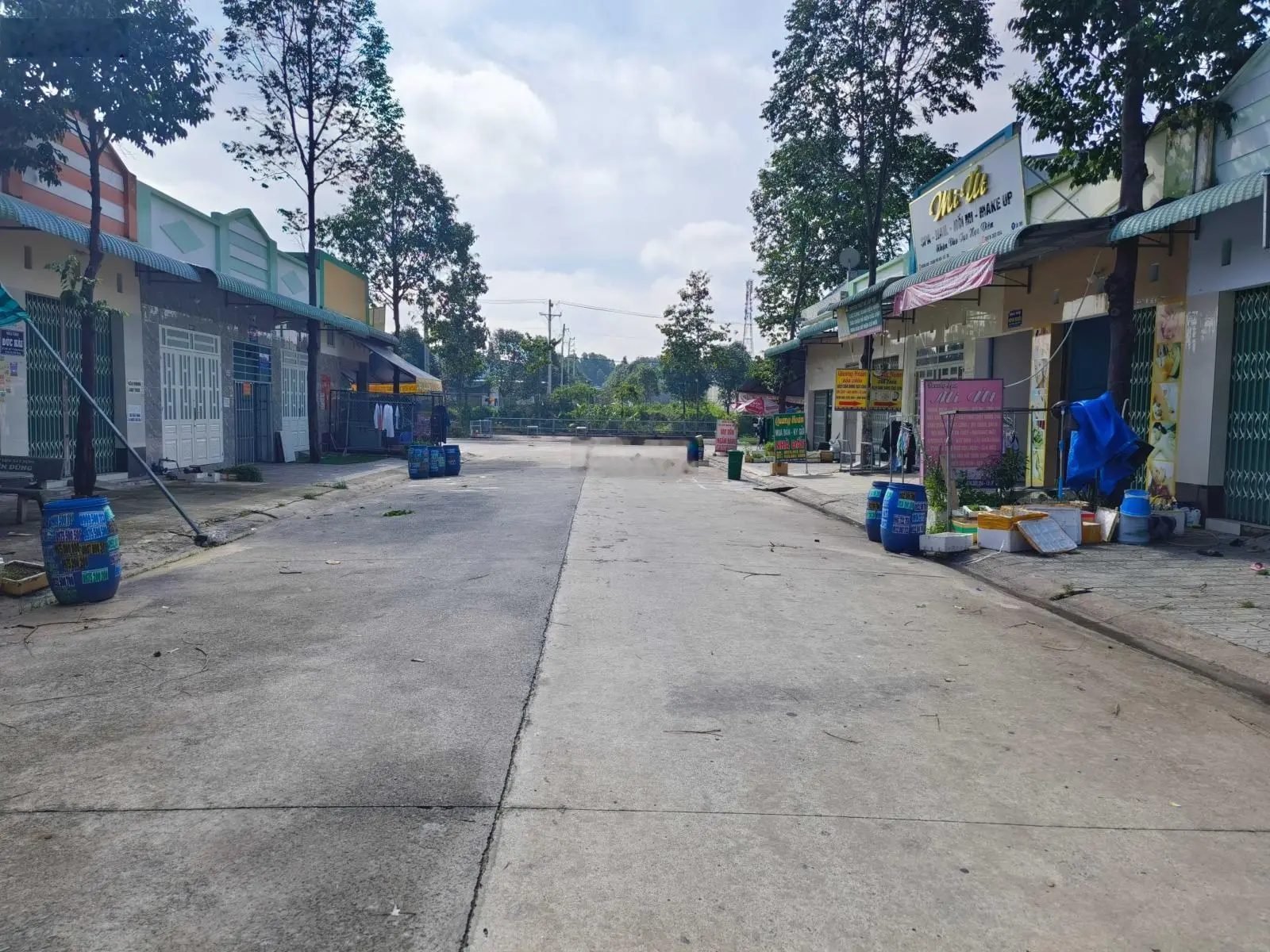 Nhà trọ Mỹ Phước 5x30 full tc giá hơn 1,8 tỷ - trọ mới xây 4 phòng 1 kiot ngay chợ Mỹ Phước 3