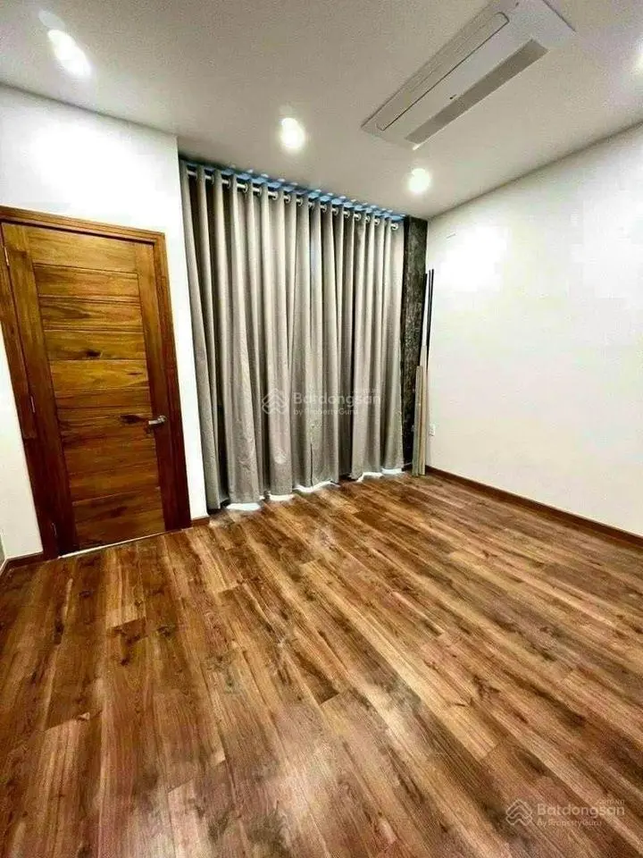 Chỉ vỏn vẹn 6 tỷ, Trần Ngọc Diện, Quận 2, 5X14m, 1T 3L, 5PN, 6WC, đường to 7m, KDC an ninh