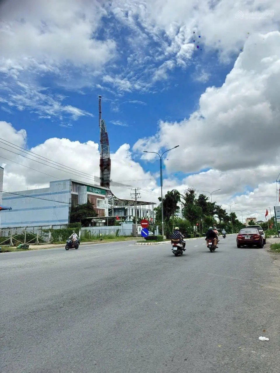 Hàng hiếm lắm ạh mặt tiền Nguyễn Văn Cừ - Gần đại Học Nam Cần Thơ và Chợ Mỹ Khánh
