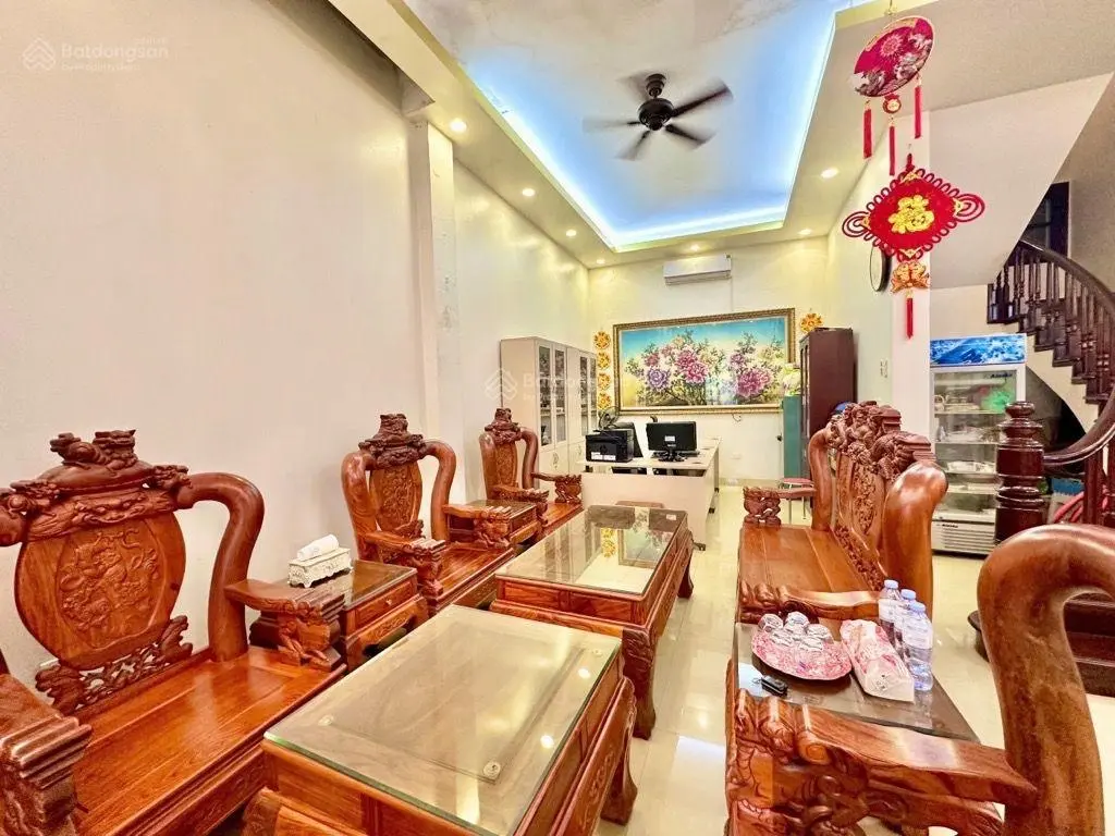 -bán nhà khu đấu giá tứ hiệp, gần trường chu van an, ngô sỹ kiện hàng xóm cc iec dt: 126m/giá 17,5t