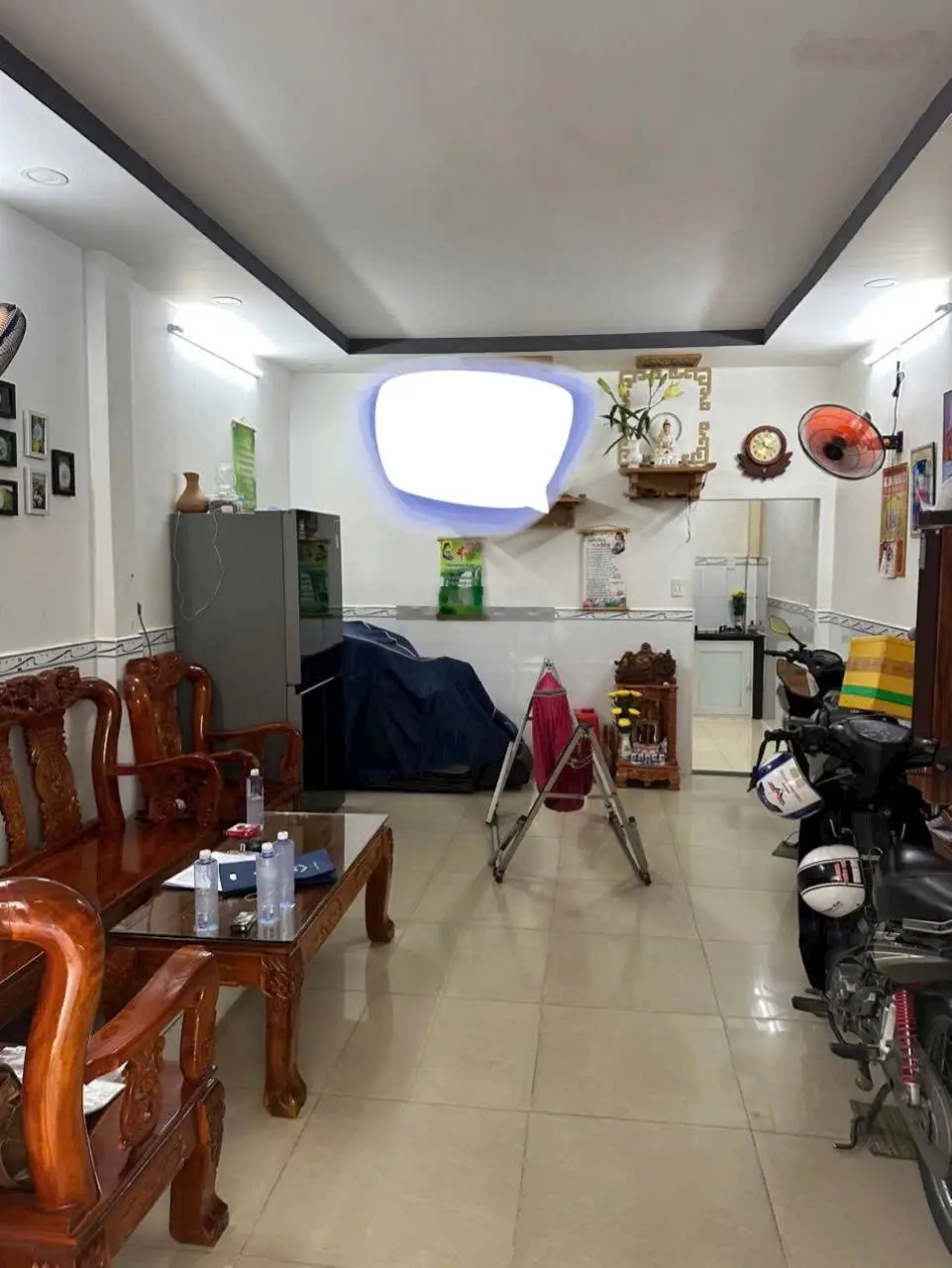 Bán Nhà 1 Lầu vào ở ngay , Hẻm Vườn Lài thông qua đường Lê Thị Hành. Nhà sổ Hồng chính chủ