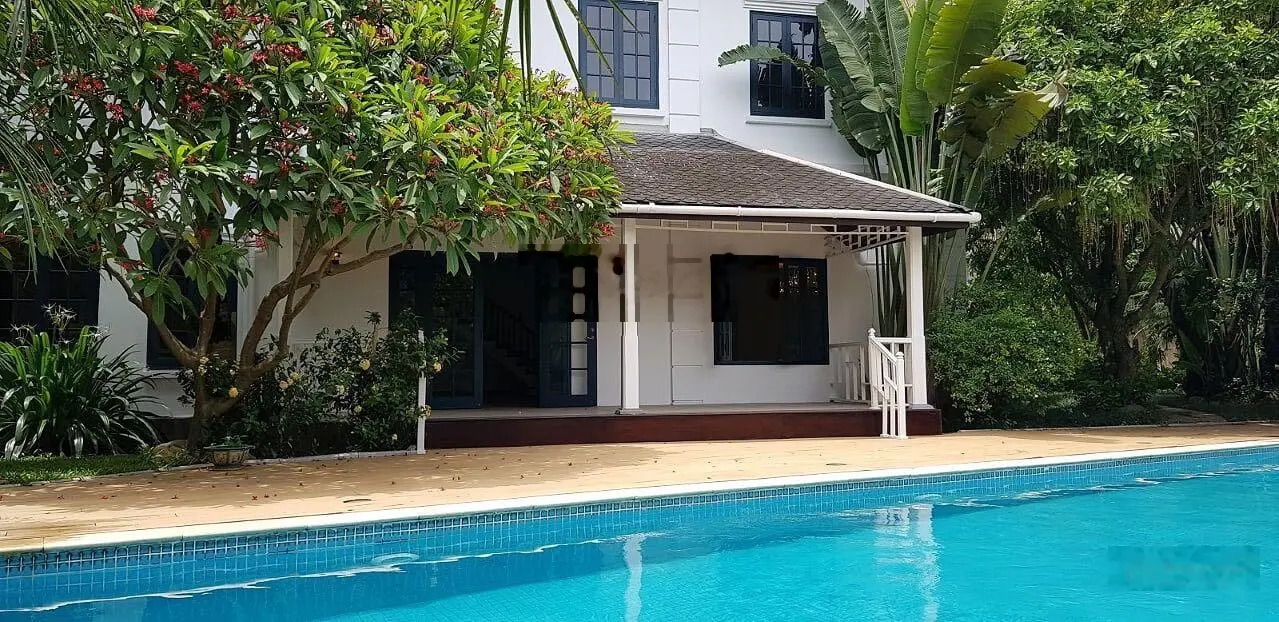 Bán căn biệt thự nhà vườn. 1400m2 full thổ cư