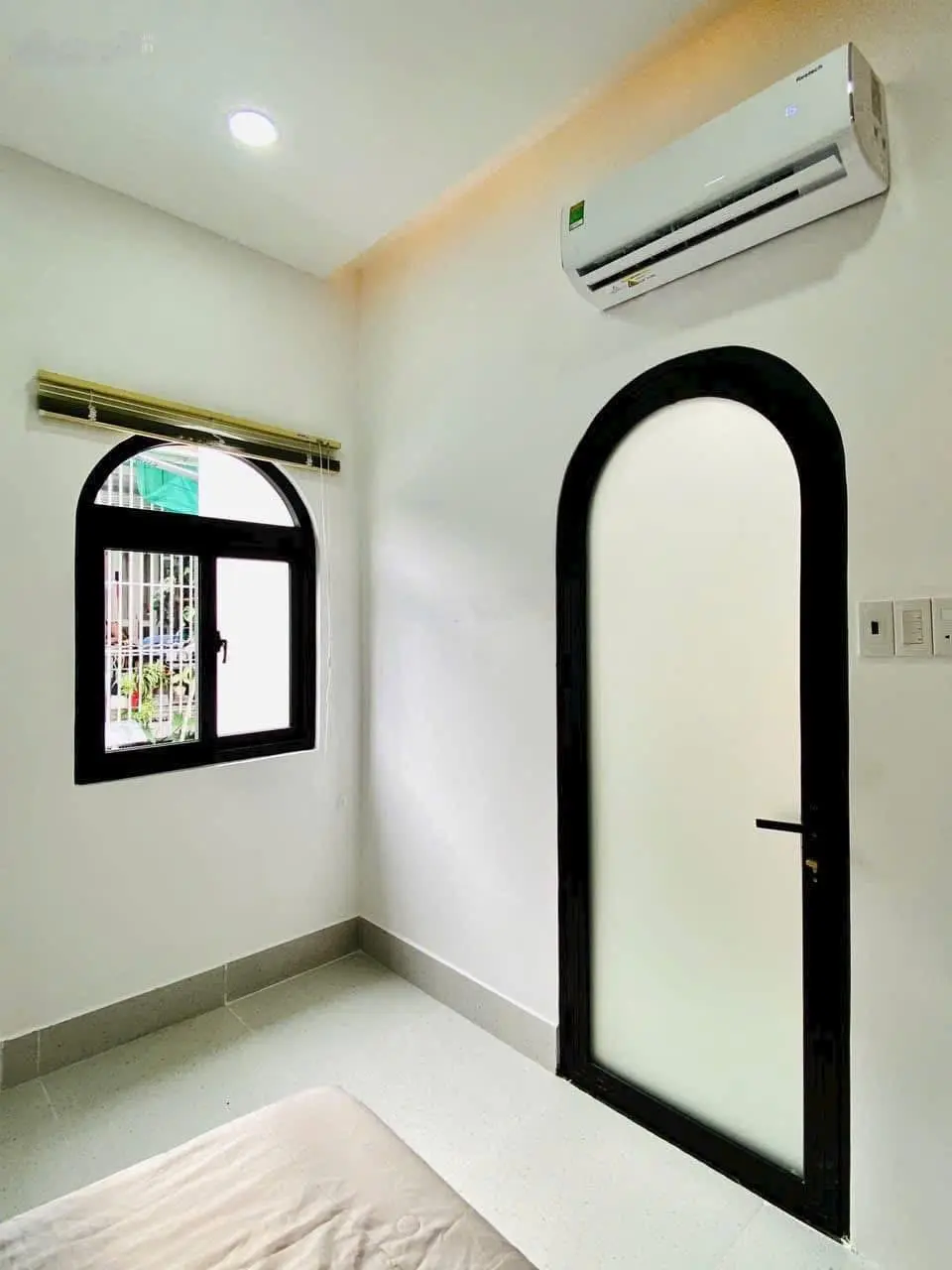 Chủ ngộp cuối năm cần ra gấp căn nhà đường Hoàng Diệu, Quận 4 - 44m2/ SHR - Giá chỉ 3 tỷ 200.