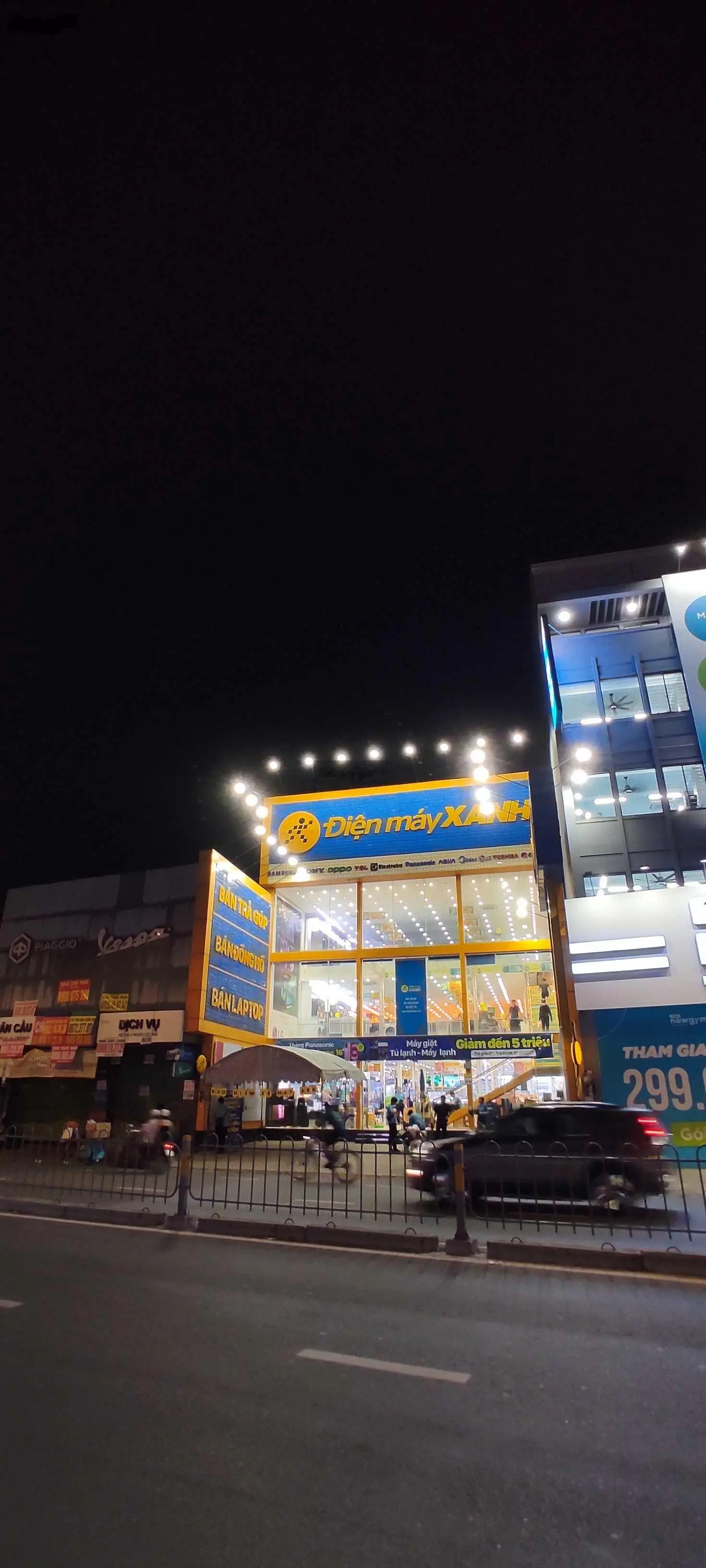 Bán mặt tiền Phan Đăng Lưu, Phú Nhuận - DT 10x35m, 350m2 - 2 tầng - CTXD hầm 10 tầng - giá 65 tỷ