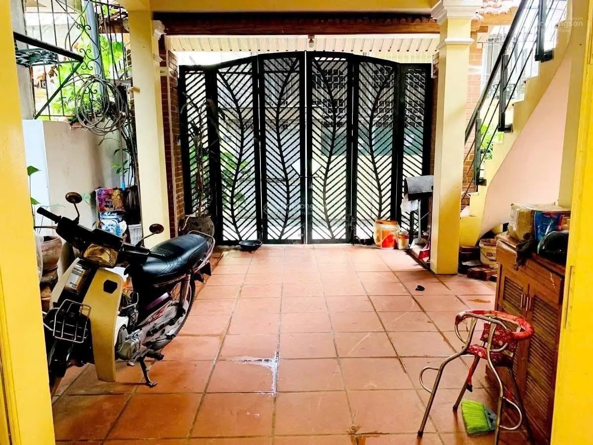 Bán biệt Thự Tây Hồ-ô tô vào nhà- 115,5m- mặt tiền 6,8m. Sổ vuông đẹp. Giá tốt nhất khu vực.