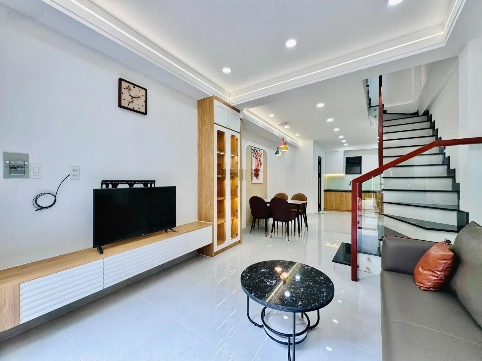 Nhà hẻm nhựa 6m có lề đường, Đường Vũ Huy Tấn, Phường 3, Bình Thanh