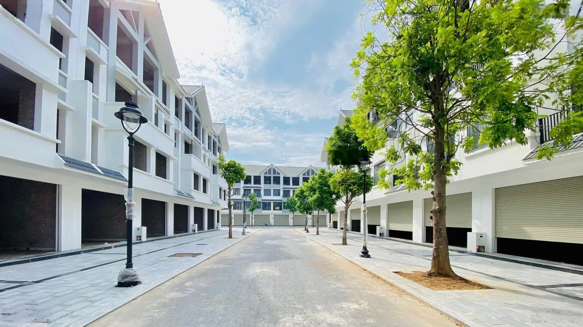 Bán Liền Kề Dự Án Hinode Royal Park Cơ Hội Sở Hữu Nhà Phố Cao Cấp Tại Vị Trí Vàng