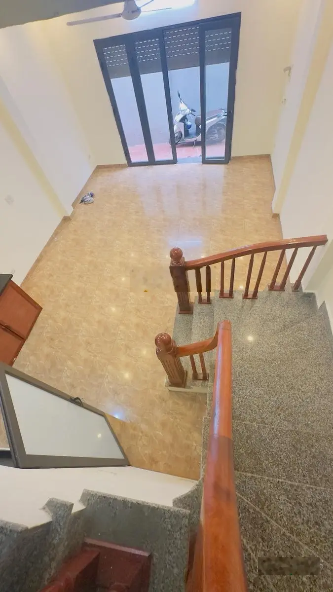 Nhà mới cách oto 15m giá siêu yêu thương chưa đến 150tr/m tại Đường Thanh Lân. LH 0912 002 ***