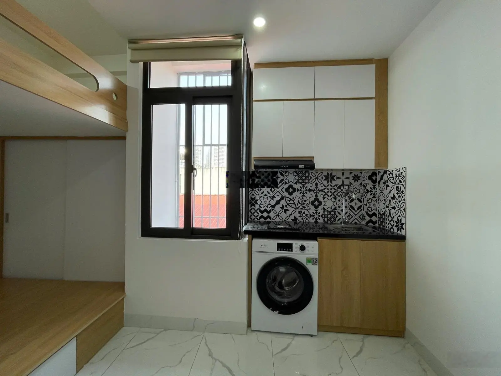 Chính chủ bán căn hộ dịch vụ ở 44m2, 6 tầng, doanh thu 50tr/ tháng gần Bách Kinh Xây