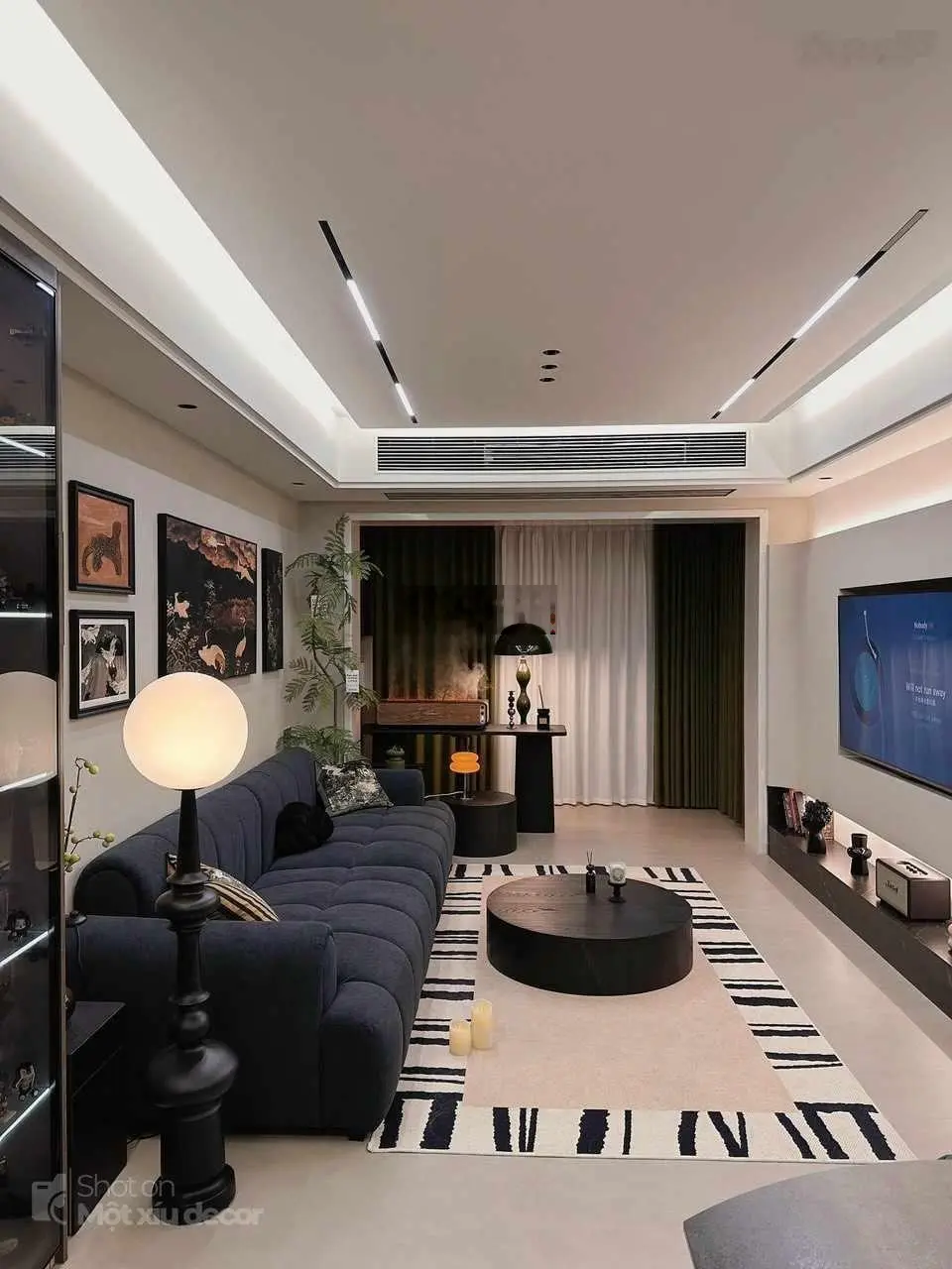 Cần bán căn hộ 102m2, 3PN, 2VS tòa Rainbow Văn Quán, căn đẹp view thoáng. LH. 0983 669 ***