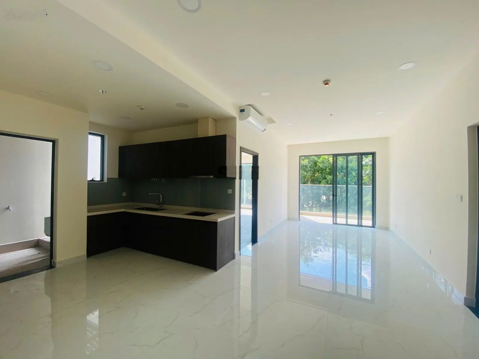 Căn hộ CC Centery 3PN 121m2 thanh toán 1,8 tỷ nhận nhà, ân hạn gốc 3 năm, chiết khấu 17%