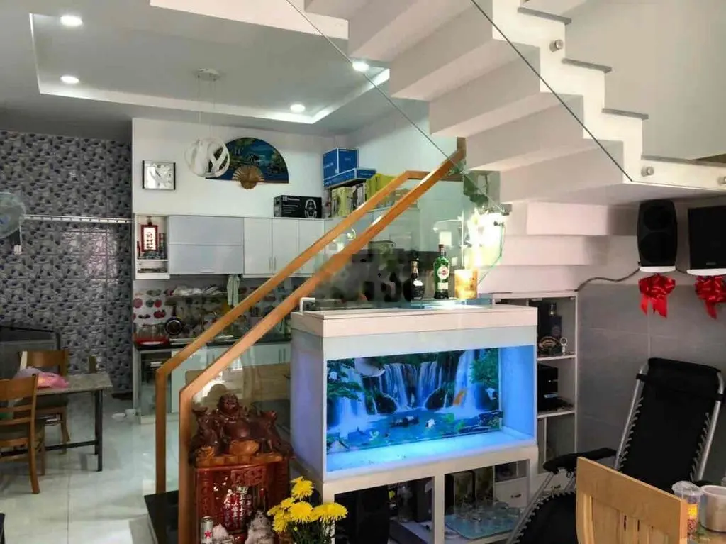Bán nhà hẻm 35 Nguyễn Quý Anh, 4.2x12m, 1 lầu, Giá 5.2 tỷ TL