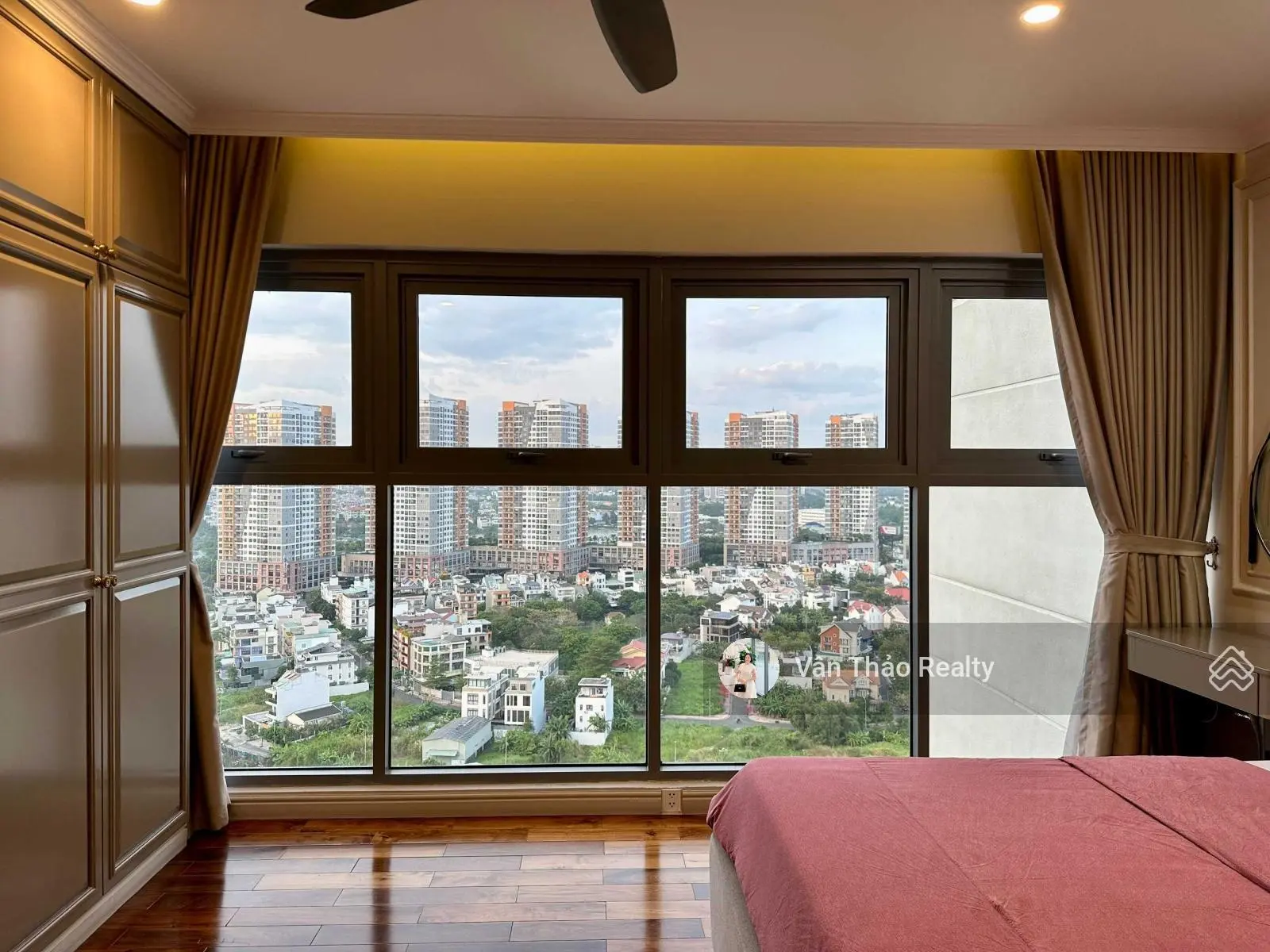 (Chuyên siêu phẩm) chỉ 9,5 tỷ - bán căn hộ 3PN View sông - Full nội thất đẹp - Đảo Kim Cương Quận 2