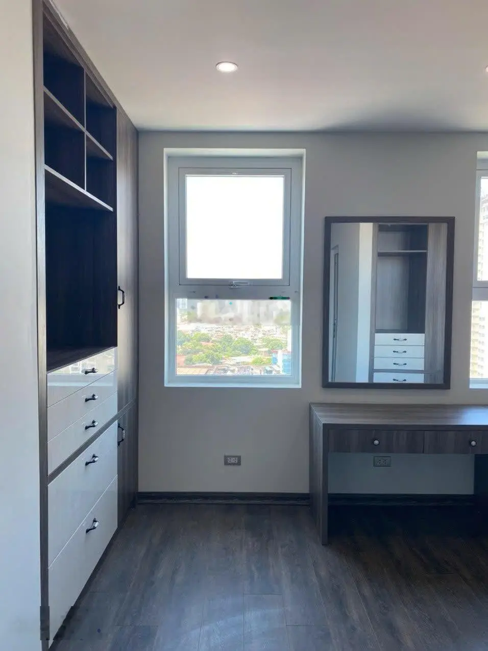 Chính chủ bán căn hộ Duplex Penthouse Roman diện tích 190m2 full nội thất giá 10 tỷ LH 0336 730 ***