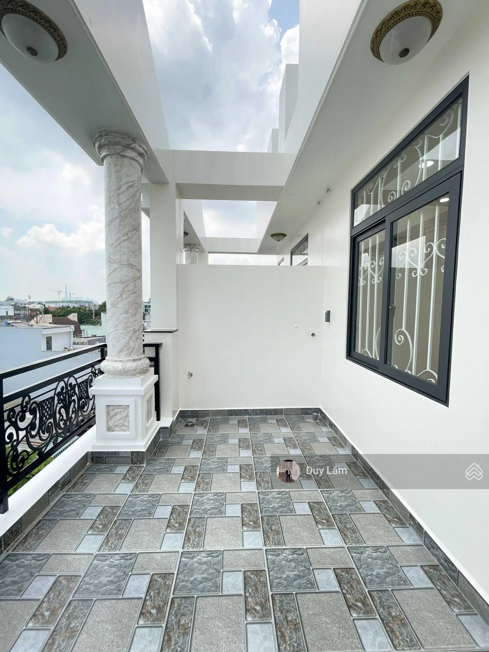 Nhà MỚI 100% ngay ĐH Luật, đường ôtô sát Phạm Văn Đồng - sổ hồng riêng, có hỗ trợ vay NH