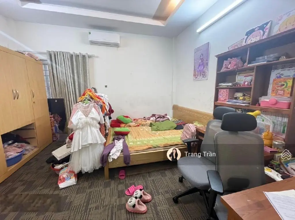 Phân lô Trần Quốc Hoàn, 53m2 nhà đẹp, mặt tiền 4.5m, 2 ô tô tránh trước cửa, 17 tỷ, LH 0973 355 ***