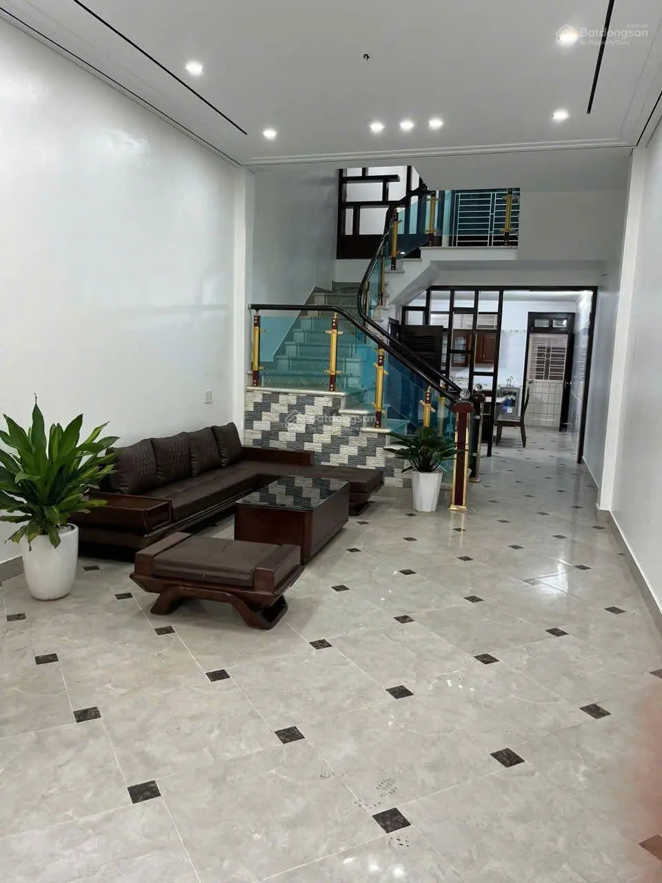 Bán nhà 4 tầng đường Ngô Quyền Kinh Bắc