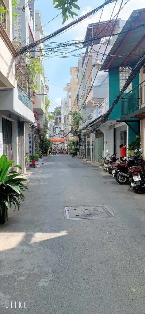 Bán nhà Vĩnh Hội Quận 4 - hẻm ôtô - 5 Tầng - 40m2 - 4 tỷ nhỉnh - khu dân trí cao an ninh