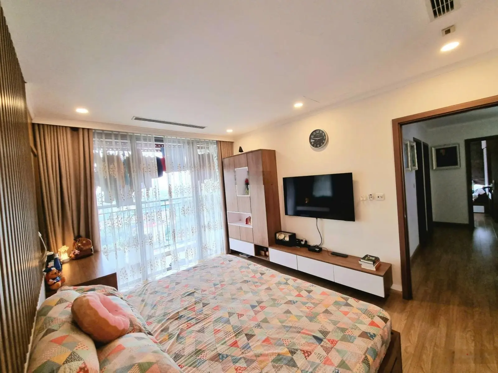 Chính chủ bán gấp căn 3pn dự án VinhomesGardenia LH: 0967 012 ***