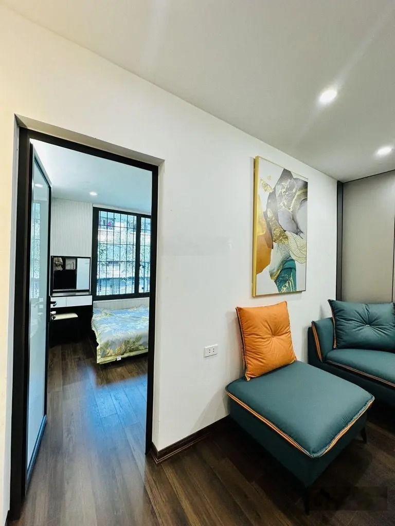 Bán TT tầng 4 Thanh xuân, ở vip, tặng full nội thất, DT 90m2 giá 3.3 tỷ
