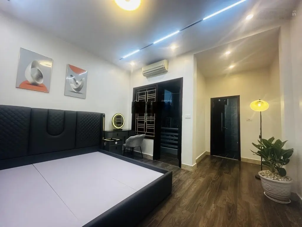 Siêu Hiếm_Ngay Ngã Tư Phố Huế+Trần Xuân Soạn+Trần Nhân Tông_Nhà Đẹp 5Tầng x DT 35m2_Hơn 8Tỷ