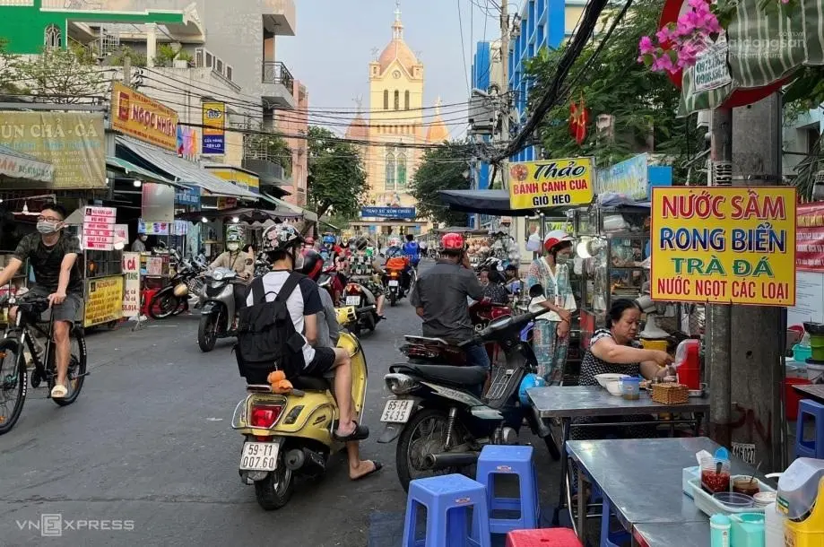 Bán siêu phẩm mặt tiền ngang 6,5m được xây hầm