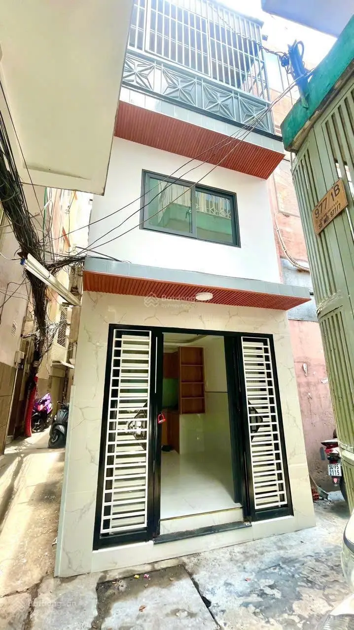 Bán nhà mới 100% cực đẹp Trần Hưng Đạo, P5, Quận 5, hẻm 3m thông cách mặt tiền 20m, ngay trung tâm