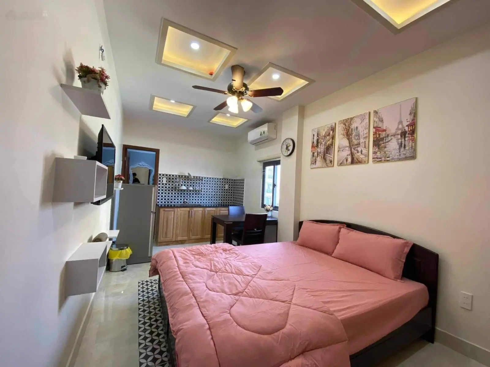 Chính chủ bán Tòa nhà 8 tầng 2 MT Nguyễn Công Hoan P7 Phú Nhuận DTS 1200m2 dòng tiền 200tr/tháng