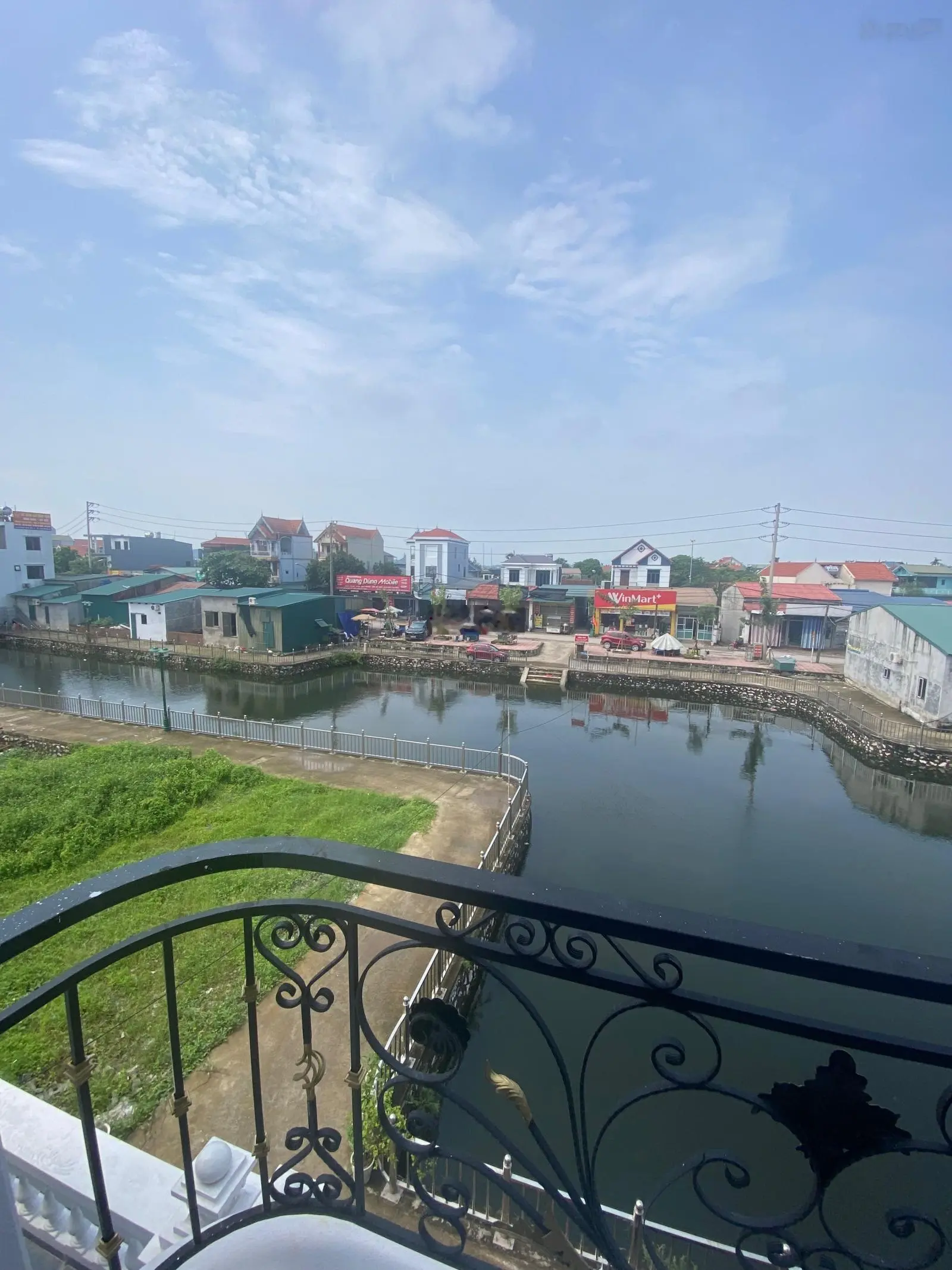 BIỆT THỰ LIỀN KỀ VIEW HỒ. 65m2 .5,x Tỷ ,2 MẶT ĐƯỜNG TRƯỚC SAU VÀO NHÀ ,GARA Ô TÔ RỘNG RÃI
