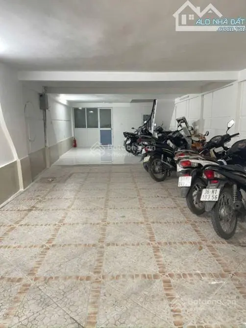 Bán nhà mặt phố Kim Mã - Ba Đình, 80m2, 6 tầng mới, vị trí cực đẹp, giá cực chất: 54,9 tỷ