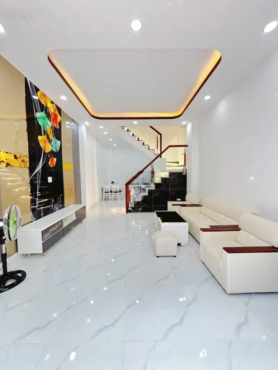 Nhà đẹp lung linh nhanh tay mới kịp ạ hẻm ô tô thoáng mát